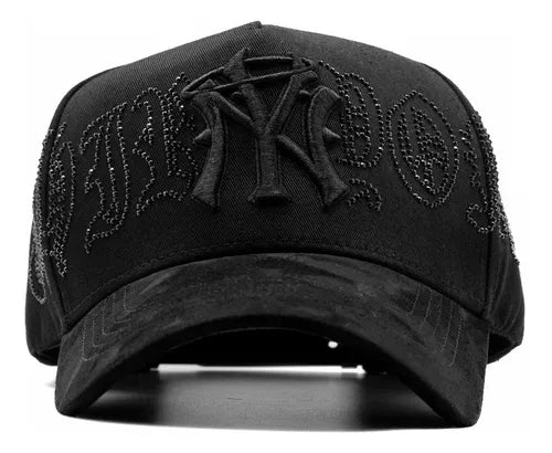NY Crystals White - 31 hats